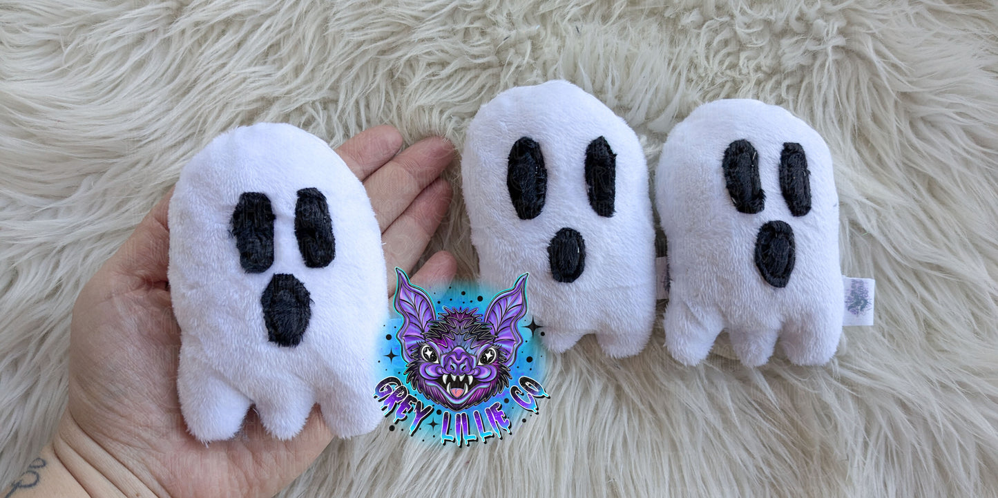 Mini ghosts