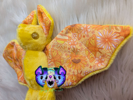 Yellow Crystal Moths Regular Gem Eye Bat