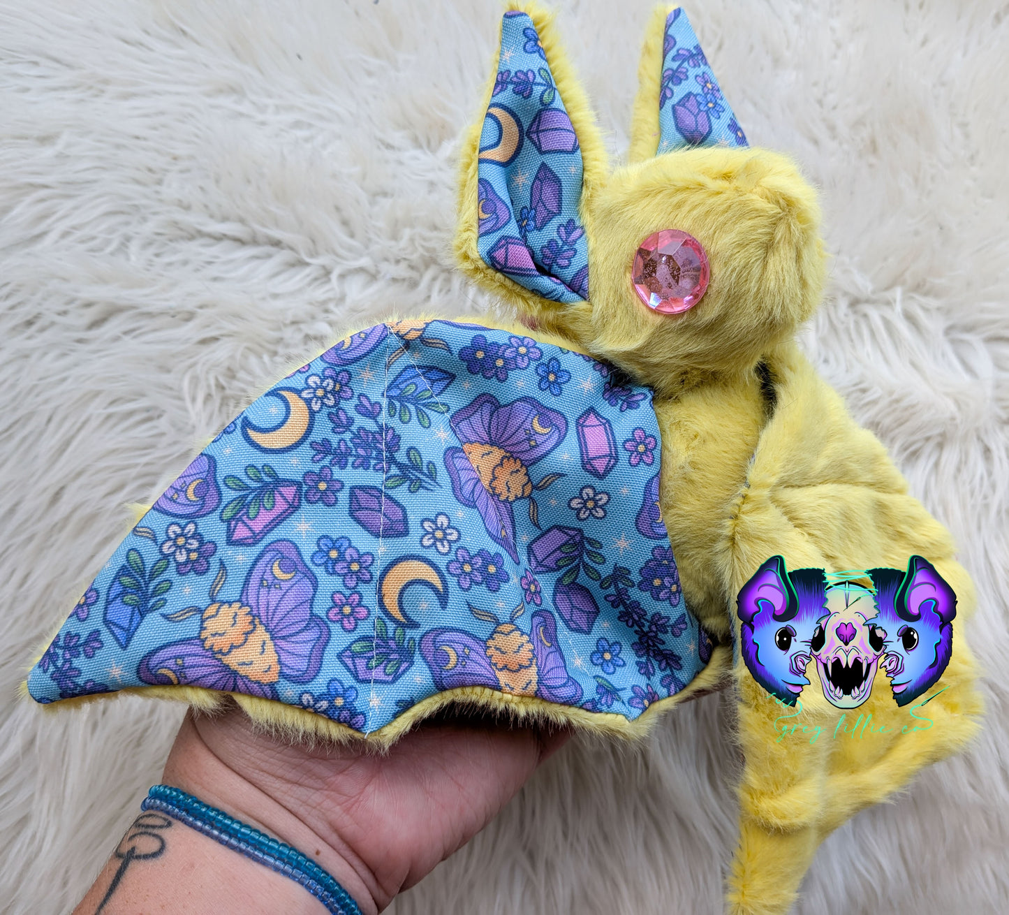 Lavender Moth Large Gem Eye Bat