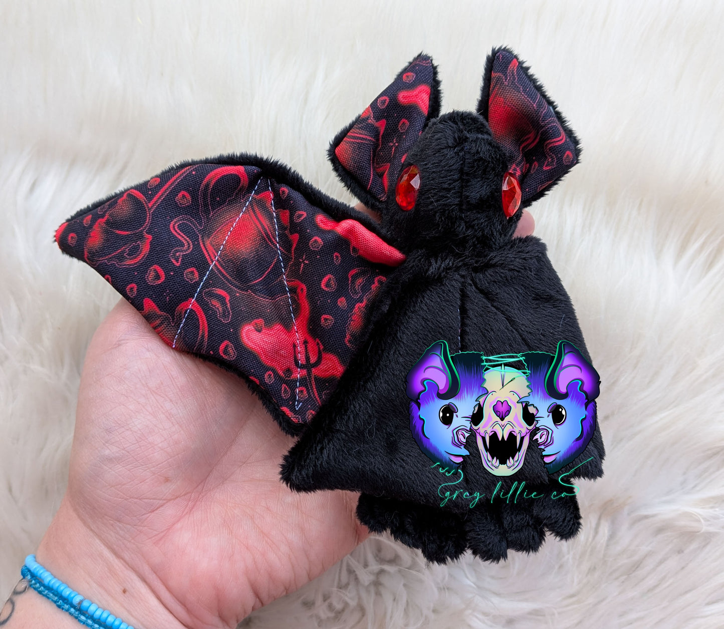 SaTEAn Regular Gem Eye Bat