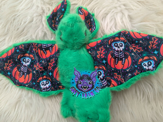 Skelly pumpkin bat