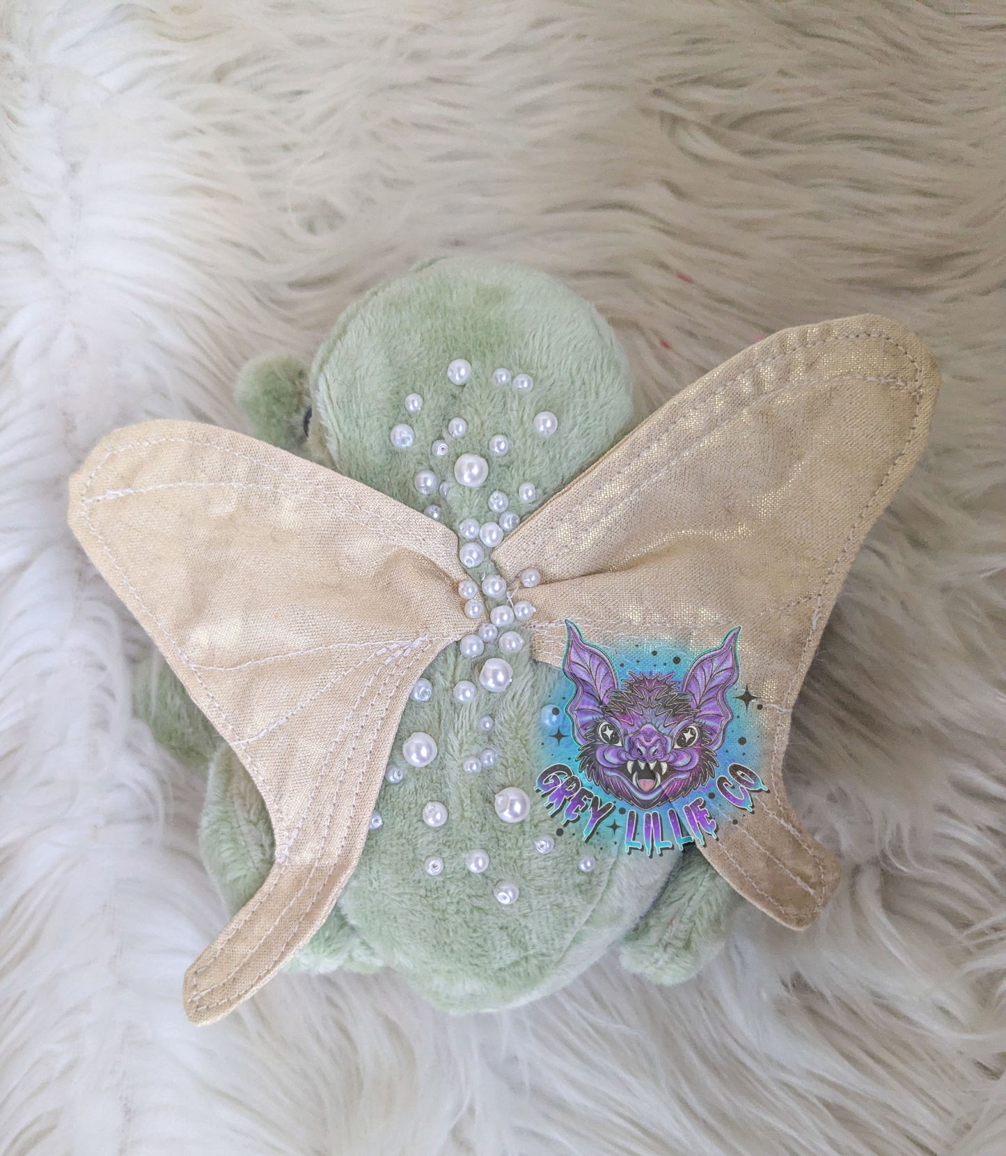 Pearly Moth Frog