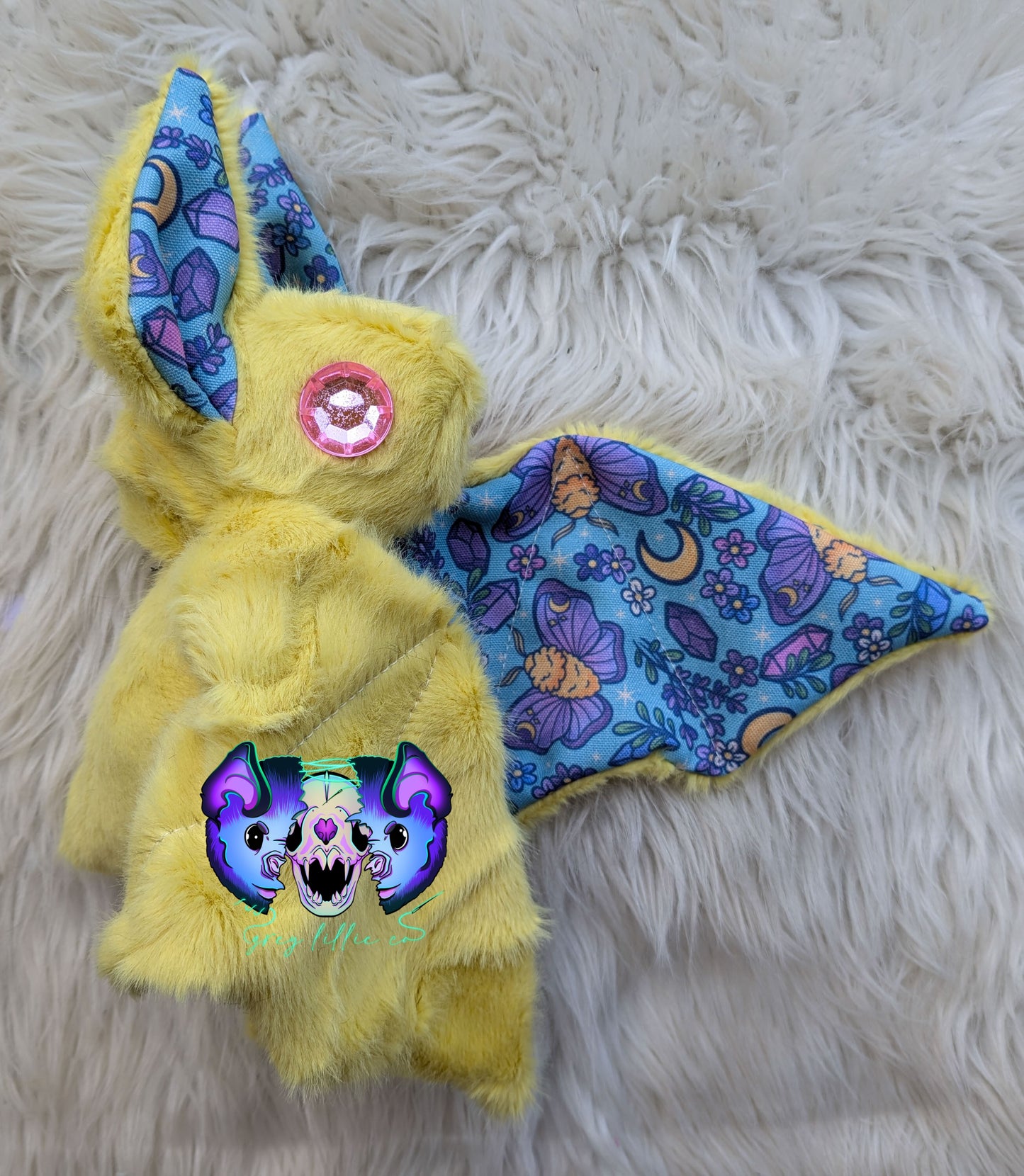 Lavender Moth Large Gem Eye Bat