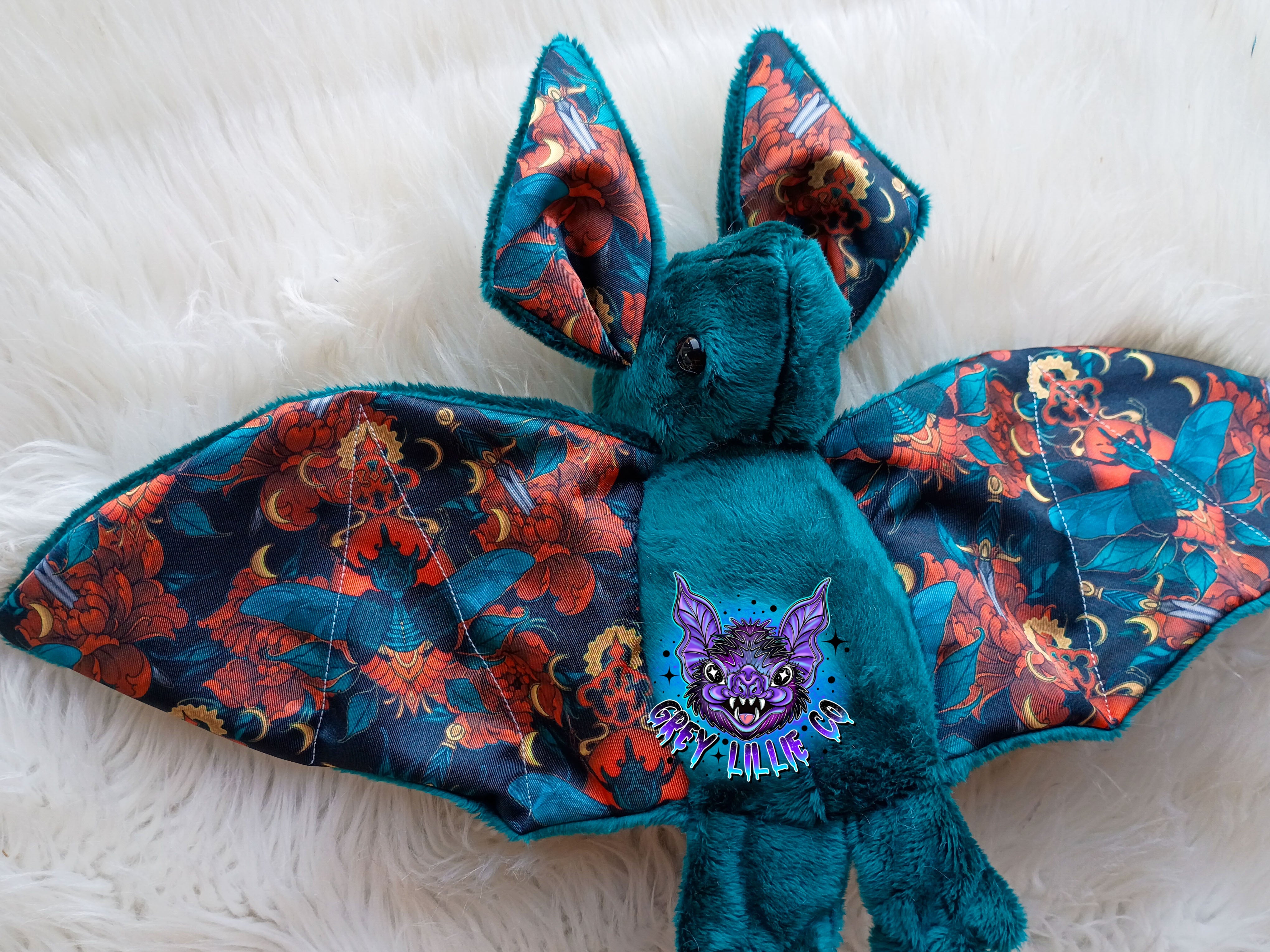 Neo Beetle Bat – GreyLillieCo